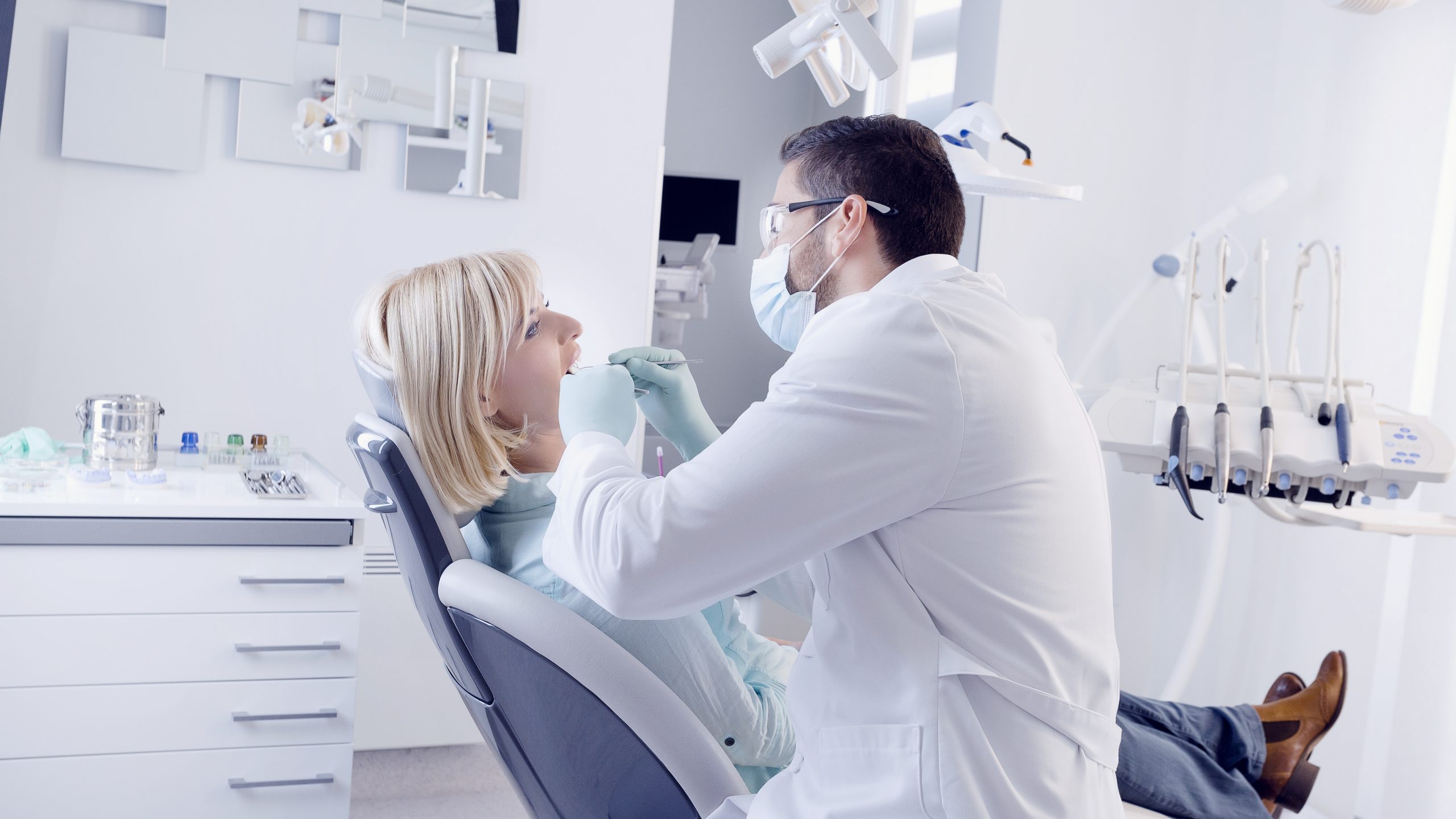 Dentist in Paris, TX